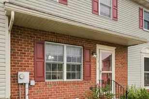1058 Fredrick Blvd, Reading, PA 19605 - Photo 7