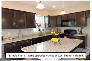 31 Castle Dr, Robesonia, PA 19551 - Photo 3