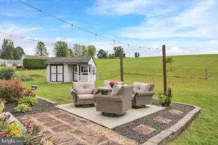 170 Cornerstone Dr, Mohrsville, PA 19541 - Photo 3
