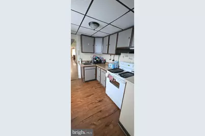 1749 Perkiomen Avenue, Reading, PA 19602 - Photo 7