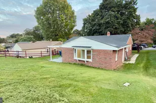 2037 Girard Ave, Reading, PA 19609 - Photo 5