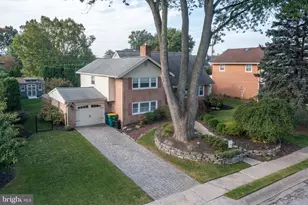 1110 Dogwood Dr, West Lawn, PA 19609 - Photo 3