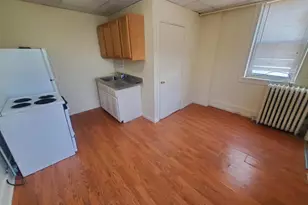 960 N 11th St, Reading, PA 19604 - Photo 3