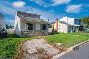 220 Woodland Ave, Reading, PA 19606 - Photo 3