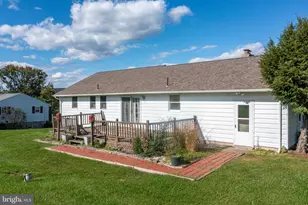 38 Locust Rd, Boyertown, PA 19512 - Photo 3