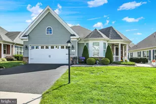 9 Fox Chase Ln, Oley, PA 19547 - Photo 1