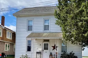 132 W Chestnut Ave, Robesonia, PA 19551 - Photo 1