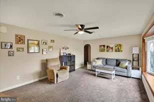 2170 Garfield Ave, Reading, PA 19609 - Photo 9