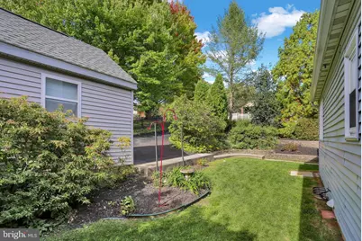 308 W 38th Street, Reading, PA 19606 - Photo 9