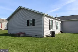 28 Dawn Dr, Douglassville, PA 19518 - Photo 25