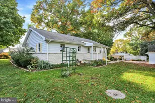 1018 Mahlon Dr, Leesport, PA 19533 - Photo 3