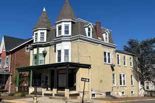 233 E 3rd St, Boyertown, PA 19512 - Photo 1