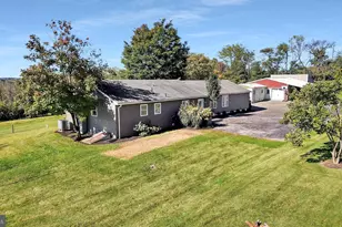 1861 Tower Rd, Mohrsville, PA 19541 - Photo 5