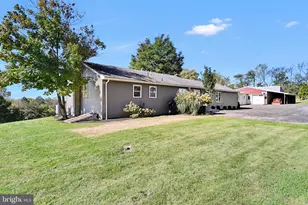 1861 Tower Rd, Mohrsville, PA 19541 - Photo 9