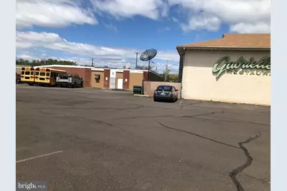 5301 Bristol Emilie Road, Levittown, PA 19057 - Photo 7