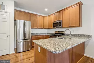 712 Ridgeview Ct, Sellersville, PA 18960 - Photo 3