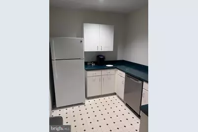 301 Oxford Valley Road, Yardley, PA 19067 - Photo 3