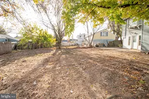 1019 Green Ln, Levittown, PA 19057 - Photo 29