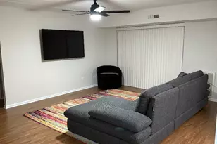 281 E Village Rd, Southampton, PA 18966 - Photo 3