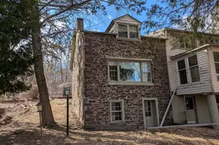 218 Towpath St, New Hope, PA 18938 - Photo 3