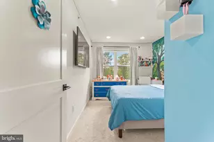 8 Sienna Pl, Feasterville-Trevose, PA 19053 - Photo 35