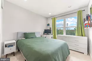 8 Sienna Pl, Feasterville-Trevose, PA 19053 - Photo 33