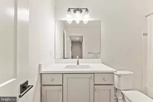 8 Sienna Pl, Feasterville-Trevose, PA 19053 - Photo 39