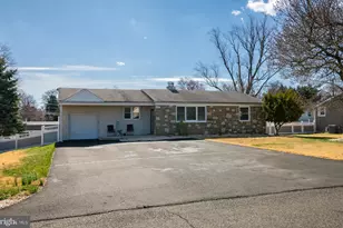 27 N Westview Ave, Feasterville-Trevose, PA 19053 - Photo 1