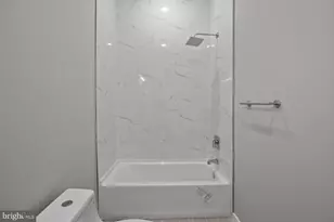 418 Jefferson Ave, Bristol, PA 19007 - Photo 21