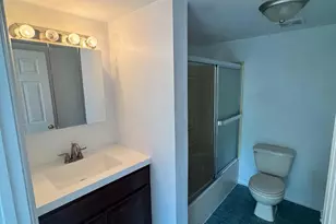 273 E Village Rd, Southampton, PA 18966 - Photo 7