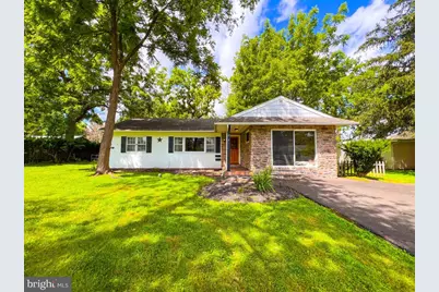 55 Fairway Drive, Yardley, PA 19067 - Photo 1