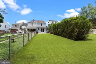 446 Pond St, Bristol, PA 19007 - Photo 29