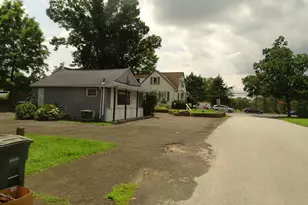 131 W Street Road W, Feasterville-Trevose, PA 19053 - Photo 9