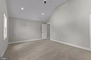 2823 Ave E, Levittown, PA 19056 - Photo 29