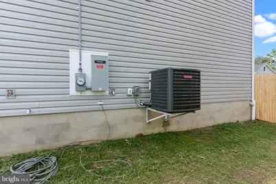 2823 Avenue E, Levittown, PA 19056 - Photo 43