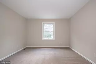 26 Bowling Green Ave, Morrisville, PA 19067 - Photo 5