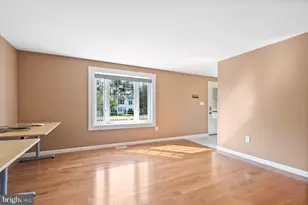 606 Prospect Ave, Morrisville, PA 19067 - Photo 3
