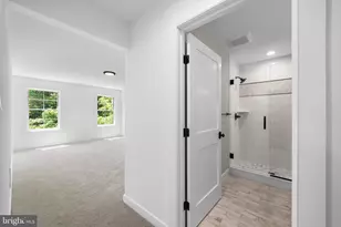 744 Broad St, Perkasie, PA 18944 - Photo 35