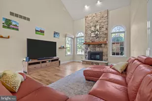 3689 Hancock Ln, Doylestown, PA 18902 - Photo 7