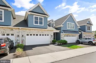 905 Holden Ct, Warminster, PA 18974 - Photo 3