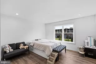 905 Holden Ct, Warminster, PA 18974 - Photo 37