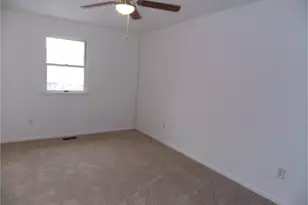 1024 Gates, Warminster, PA 18974 - Photo 13