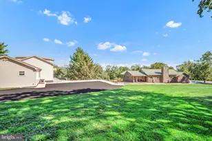 1851 Meetinghouse Rd, Warminster, PA 18974 - Photo 11