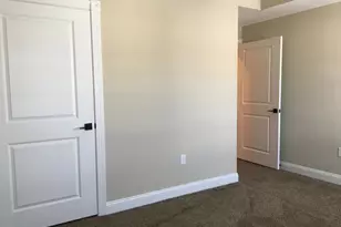 9 N 7th St, Perkasie, PA 18944 - Photo 7