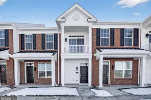 12 Ivy Ln, Levittown, PA 19055 - Photo 1