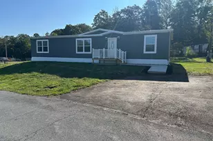 6 Evergreen Dr, Quakertown, PA 18951 - Photo 1