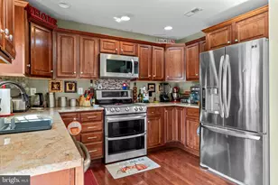 1977 4th St, Langhorne, PA 19047 - Photo 11