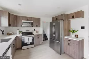 166 N Hawthorne Ave, Langhorne, PA 19047 - Photo 5