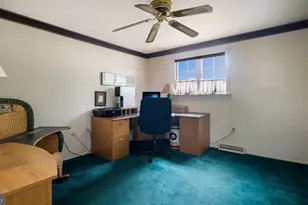 1067 Log College Dr, Warminster, PA 18974 - Photo 31
