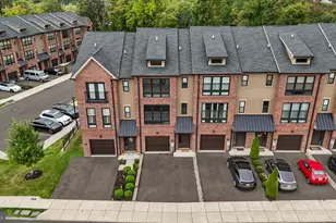 4 Sienna Pl, Feasterville-Trevose, PA 19053 - Photo 35